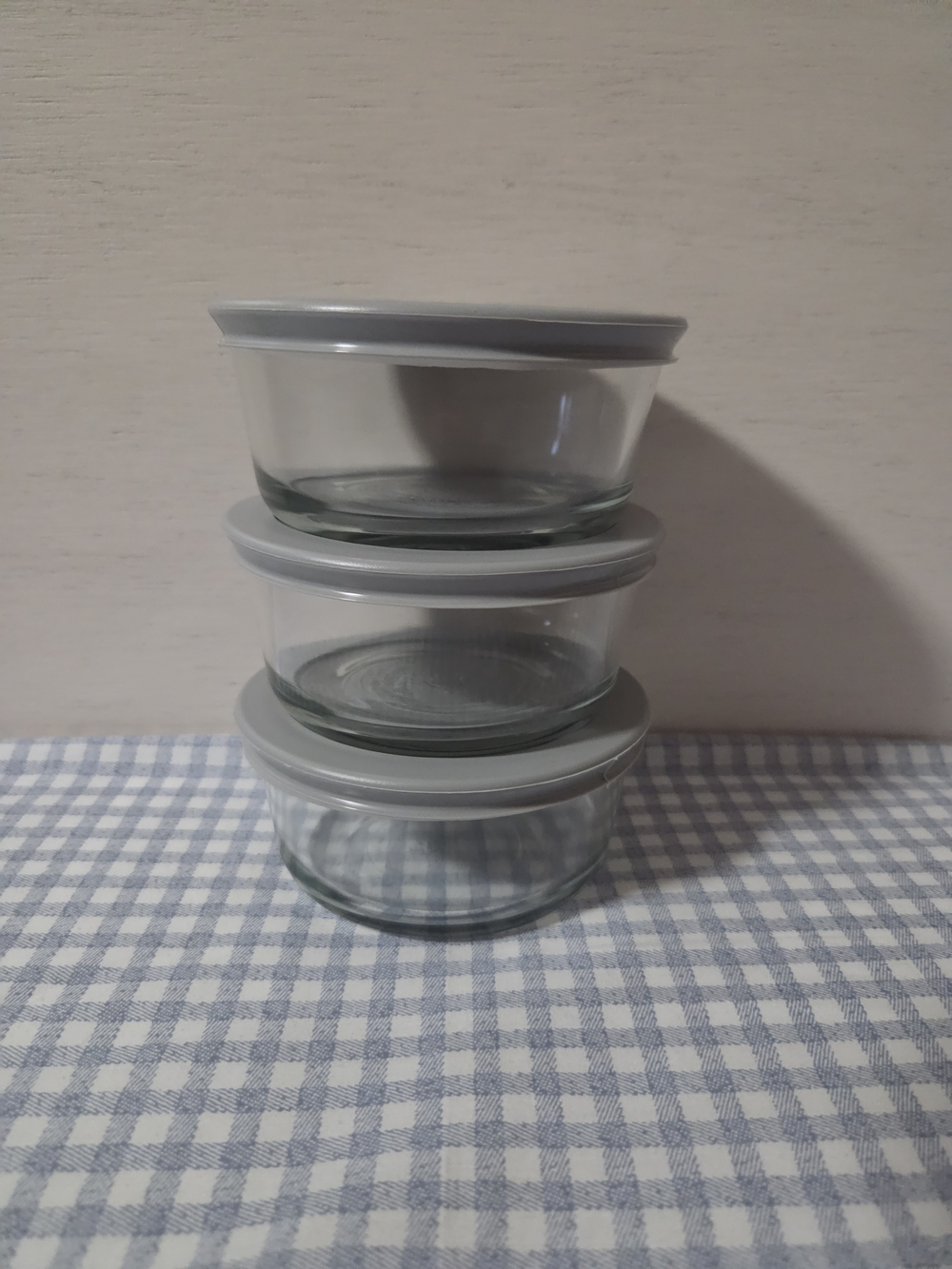 Pyrex Glass Food Storage Container Set with Gray Snugfit Lids - 3 Pack/2cup